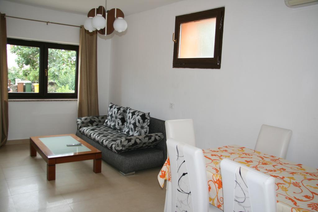 Apartments Karabaic Krk Krk Town Εξωτερικό φωτογραφία